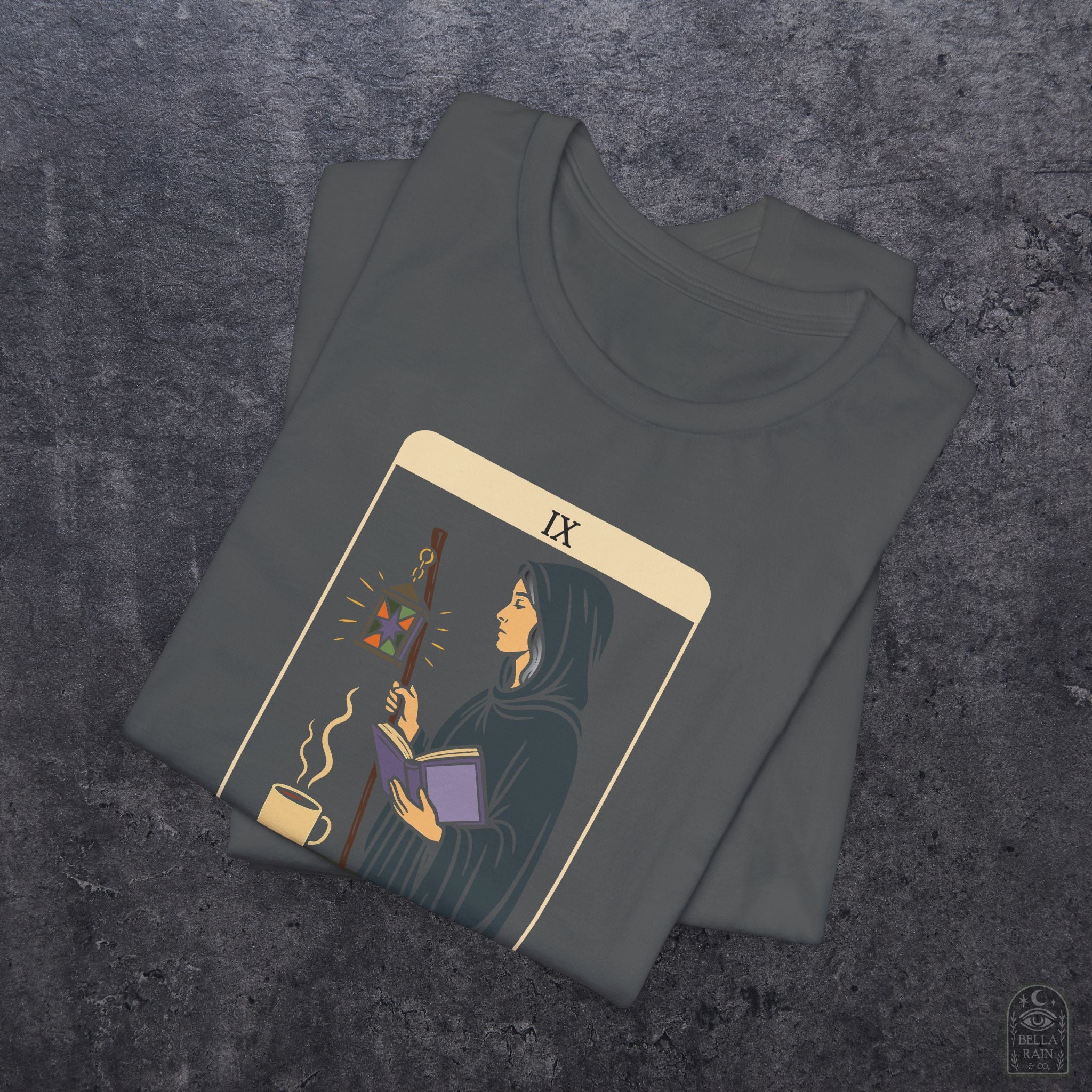 The Hermit Reader Tarot PREMIUM T-Shirt