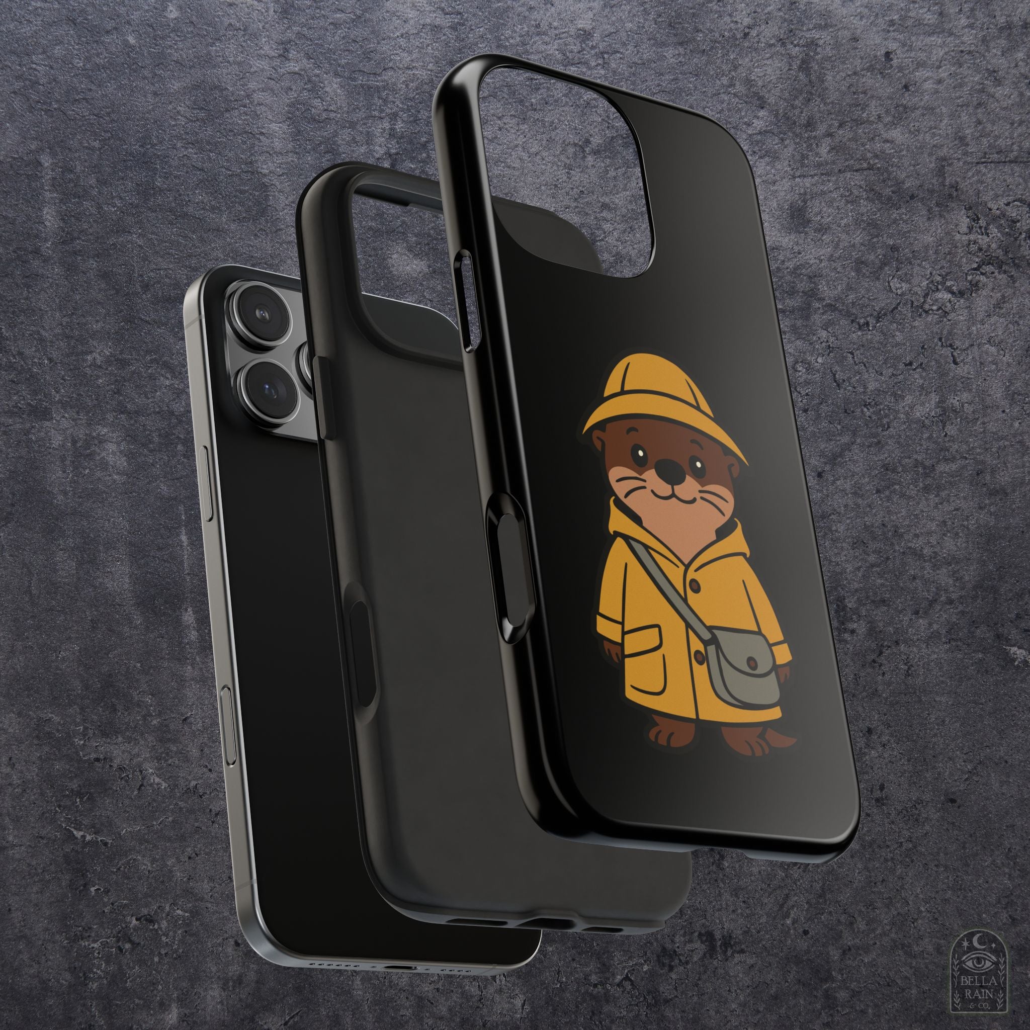 Otter in Raincoat Tough Phone Case