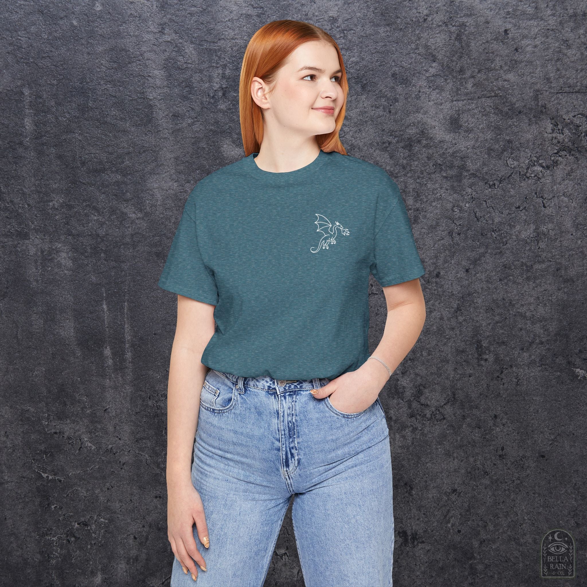 Dragon Pocket Design PREMIUM T-Shirt