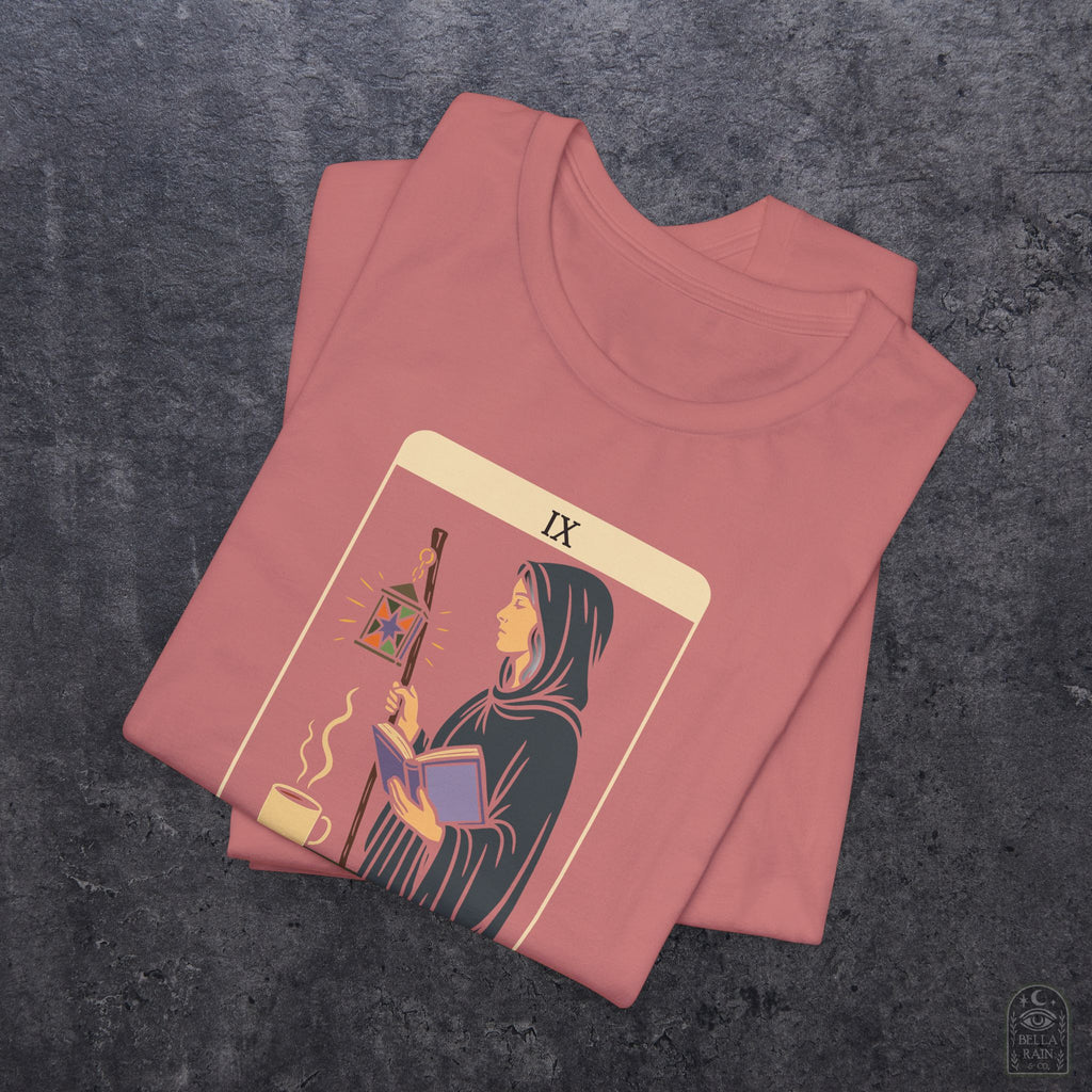 The Hermit Reader Tarot PREMIUM T-Shirt