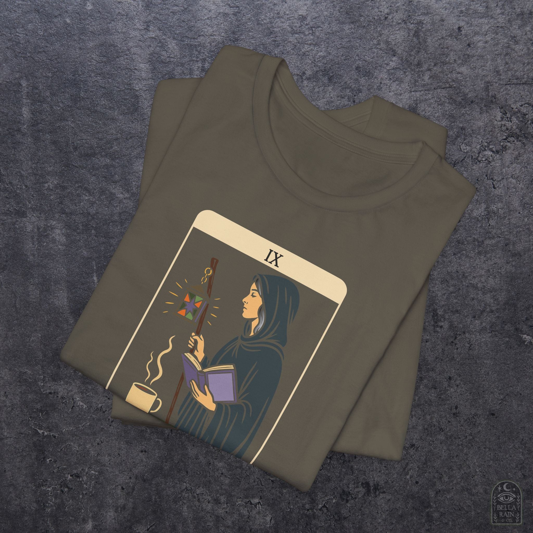 The Hermit Reader Tarot PREMIUM T-Shirt