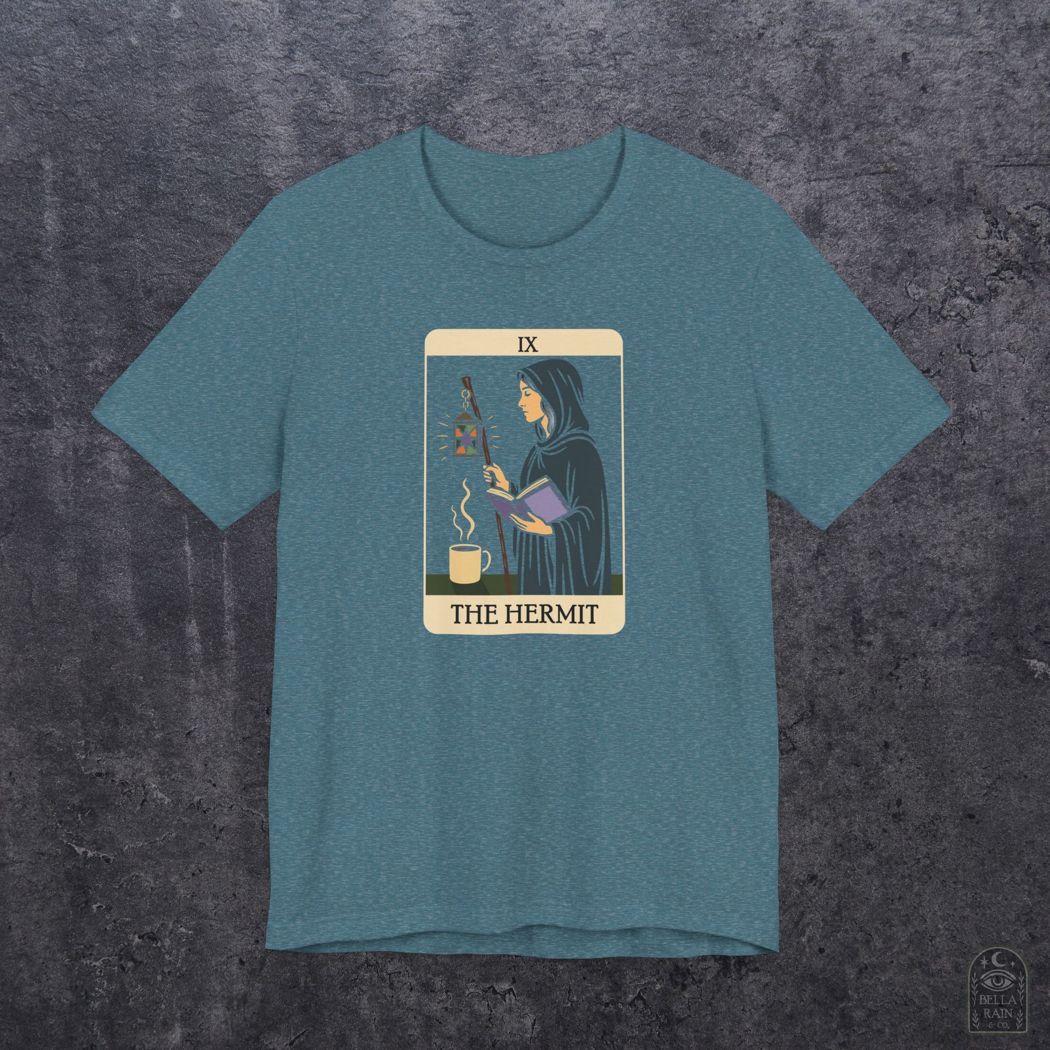 The Hermit Reader Tarot PREMIUM T-Shirt