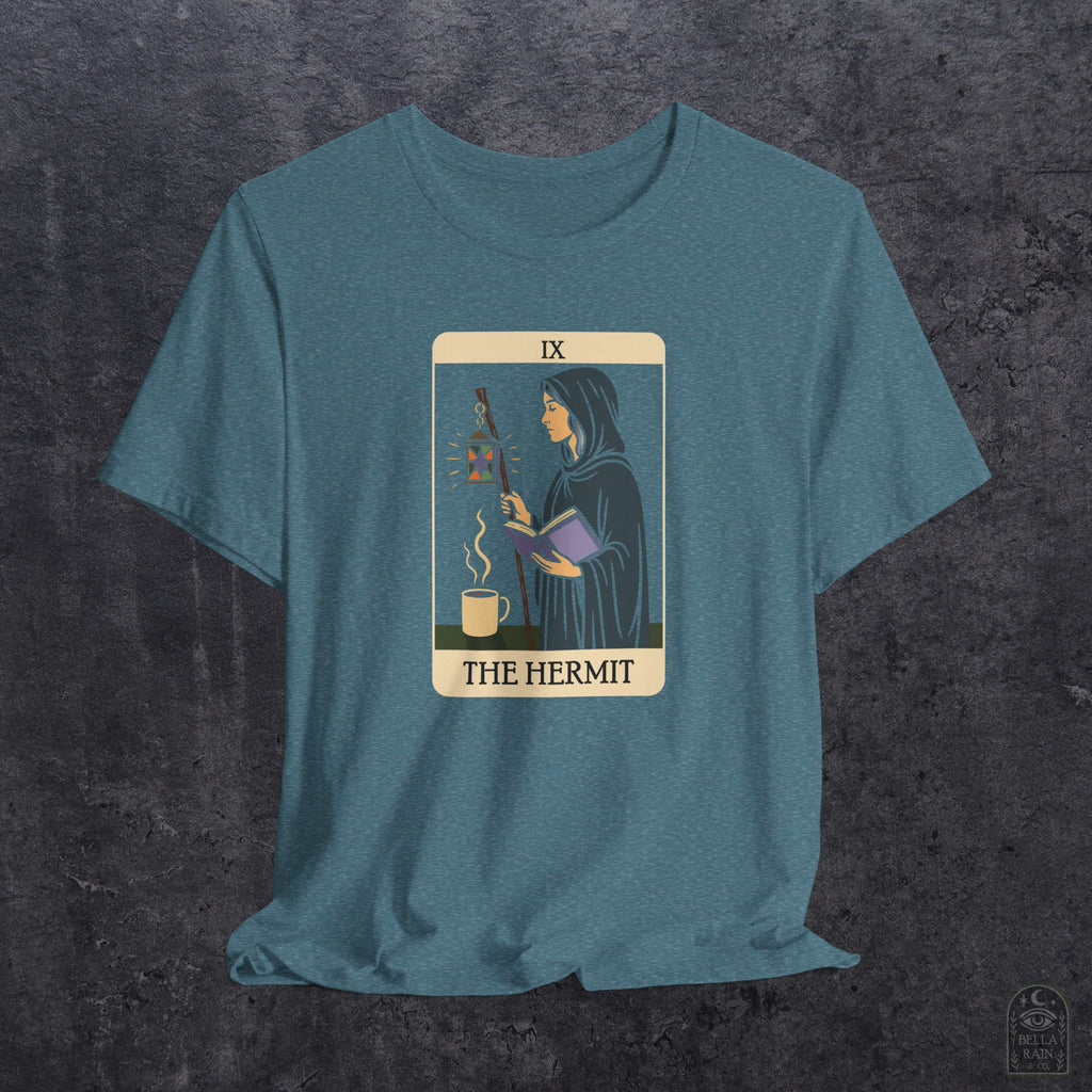The Hermit Reader Tarot PREMIUM T-Shirt