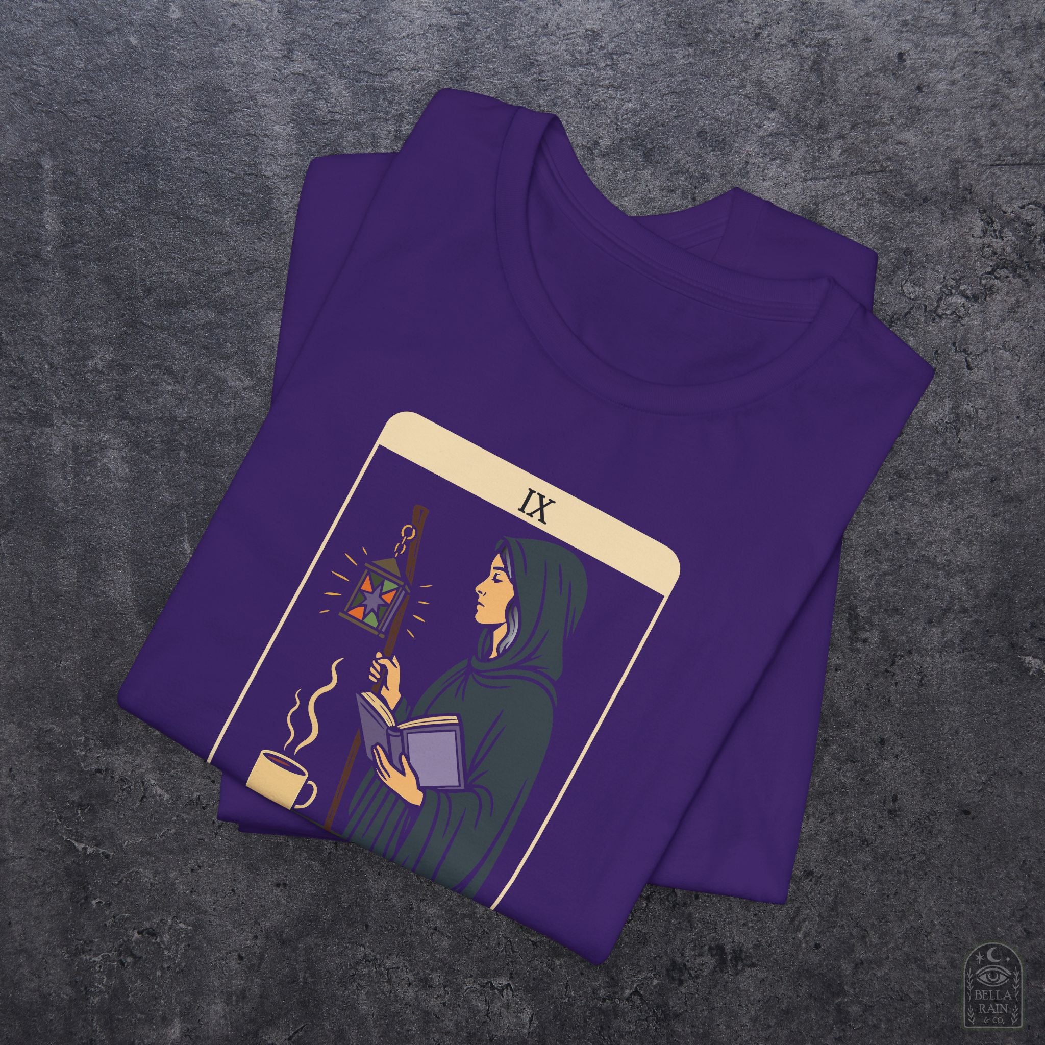 The Hermit Reader Tarot PREMIUM T-Shirt